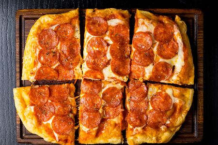 Римская пицца пепперони