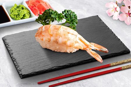 Нигири с креветкой