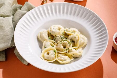 Пельмени со скумбрией и квашеной капустой