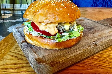 Бахаратли Таук