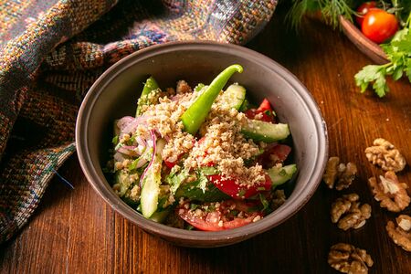 Салат по-грузински