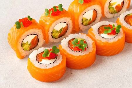 Ролл Филадельфия Прайм с двойным лососем