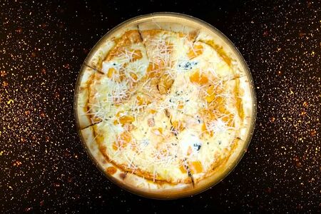 Четыре сыра большая