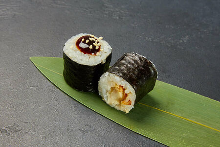 Маки с угрем