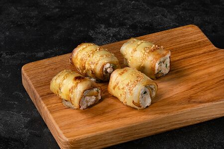 Рулеты из баклажанов