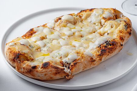 Пицца Римская Четыре сыра