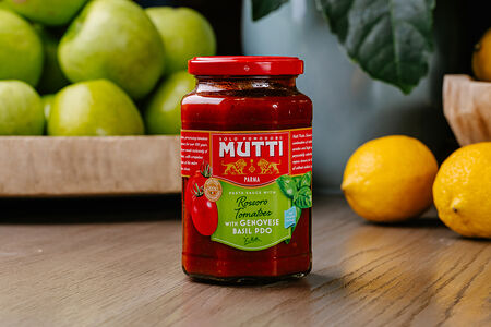 Соус томатный Mutti с базиликом