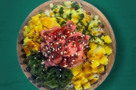 Поке с тунцом