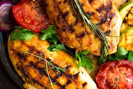 Грудка на гриле