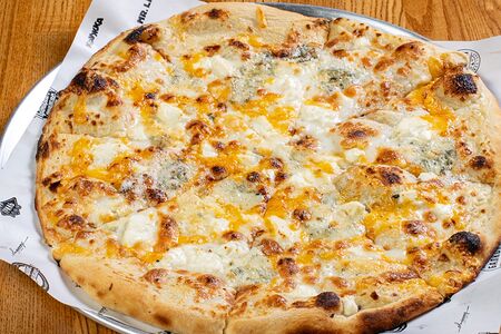 Пицца Четыре сыра new