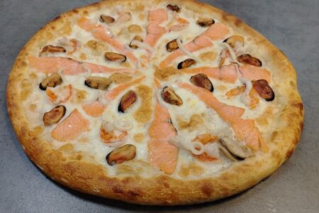 Пицца Морской коктейль