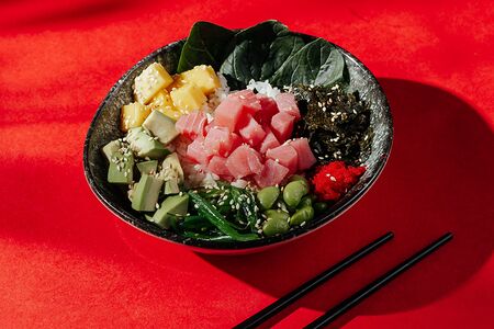 Поке с тунцом