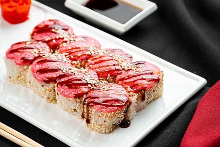 Запеченный ролл с угрем