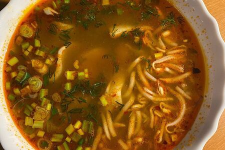 Бун Хай Сан с морепродуктами и рисовой вермишелью