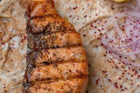 Стейк из лосося на мангале