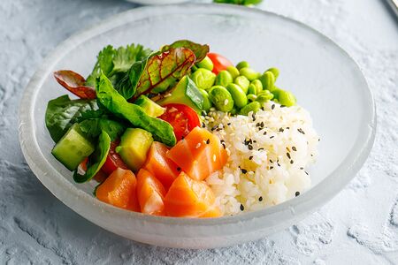 Поке с лососем