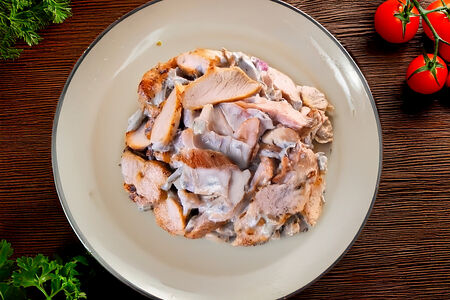 Шампиньоны с куриной грудкой