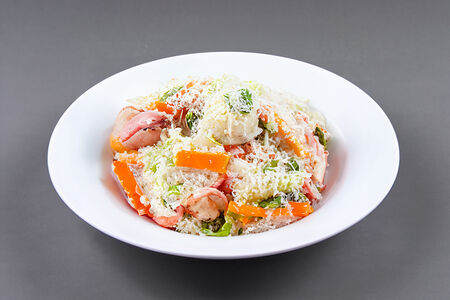 Салат Цезарь с беконом