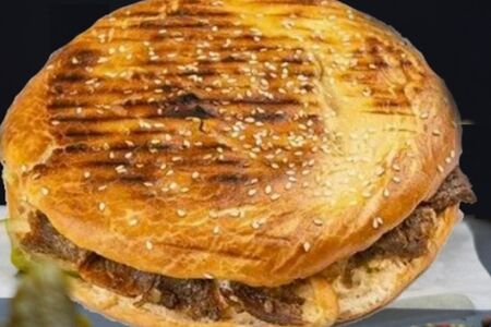 Донер Тейсти