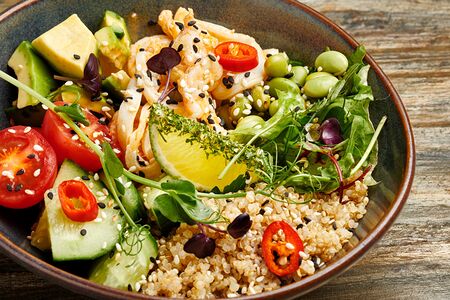 #Боул с морепродуктами в соусе том-ям