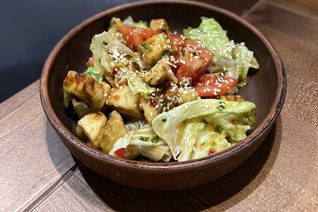 Теплый салат из баклажана