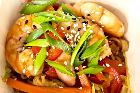 Удон с королевскими креветками