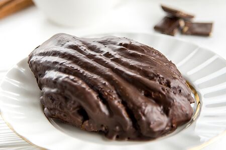 Булочка с маком