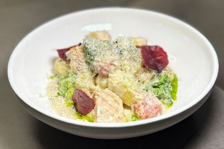 Фузилии с лососем и брокколи 