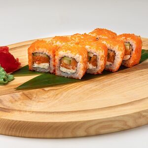 Ролл Калифорния с лососем