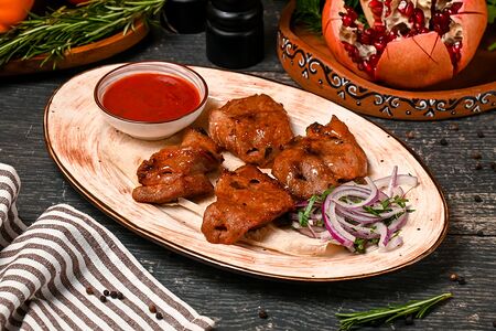 Шашлык из cвинoй шеи