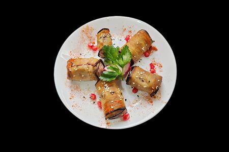 Рулетики из баклажанов