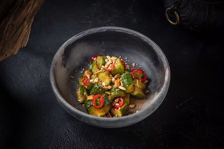 Битые огурцы от бабушки Лао