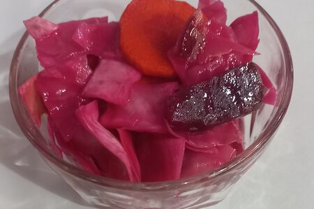 Салат из маринованной капусты