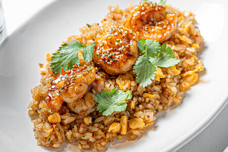 Рис жареный с креветкой