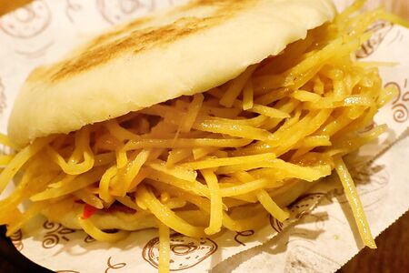 Лепешка с картофелем и яйцом