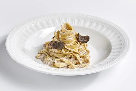 Тальятелле в сырной голове