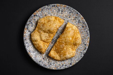 Мини-чебуреки с сыром