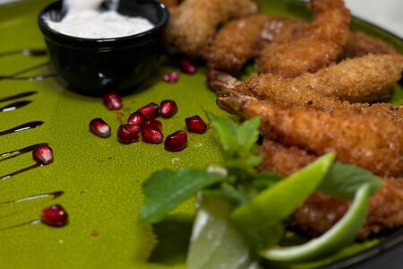 Креветки жареные в сухарях Панко