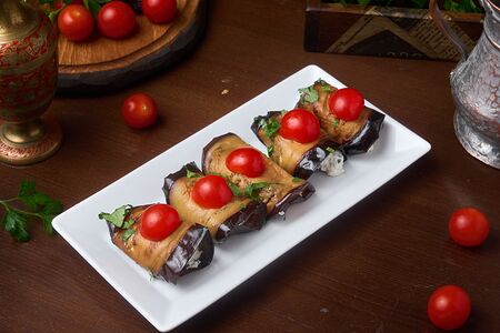 Рулеты из баклажанов