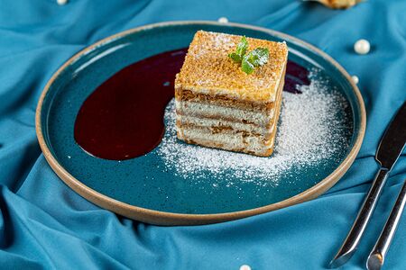 Русский Медовик