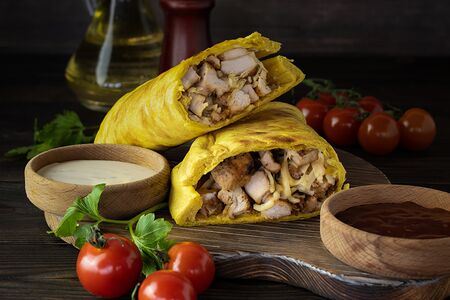 Сырная пицца на углях