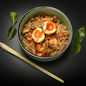 Жаренный рис с креветкой 
