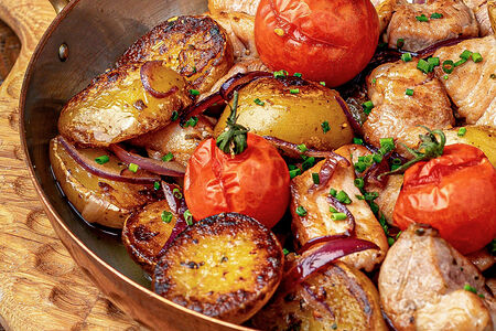 Балканская сковорода с мясом