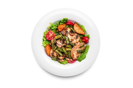 Салат с куриным филе и шампиньонами