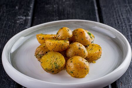 Картофель молодой