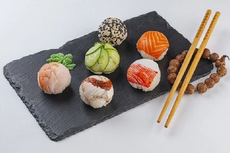 Сет из суши-боллов