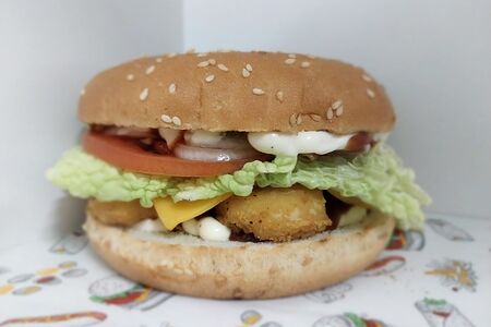 Стрипс-бургер