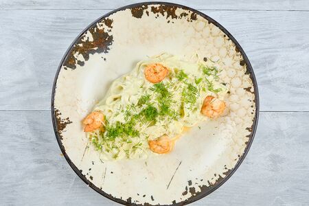 Феттуччине с тигровыми креветками