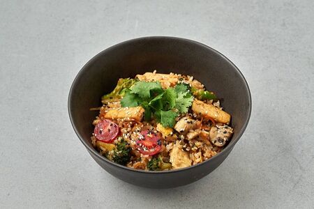 Вок Жареный рис с тофу