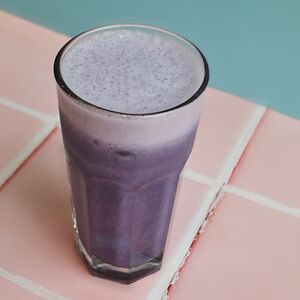 Смузи Матча-ананас-личи 